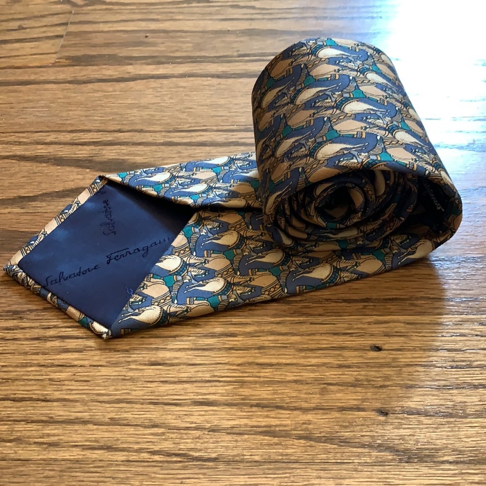 Salvatore Ferragamo Tie - Picture 10 of 10